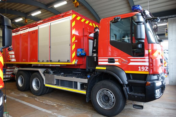 Iveco Prime Mover192 - Hose Layer Pod