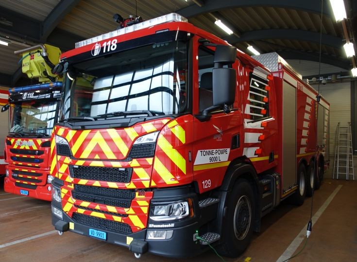 Scania - Feumotech Heavy Water/Foam Tender 9000