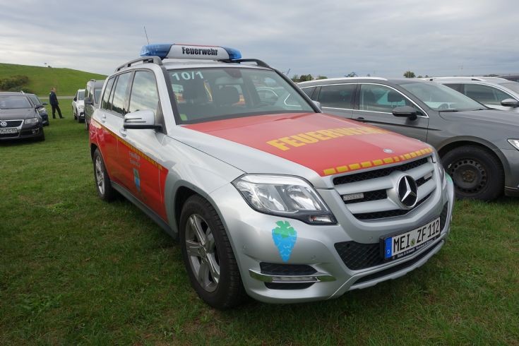 MB Officer Car