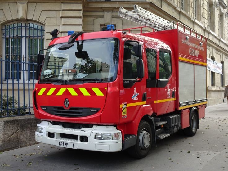 Renault – GRIMP1 Rope-line rescue unit
