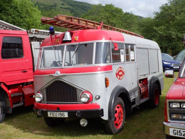 FEU 196 Bedford J4/Miles - Water Tender