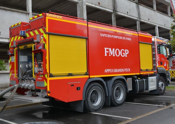 MAN-Giamex FMOGP Heavy Water/Foam Tender