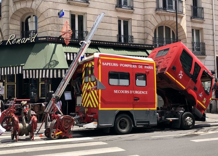 Renault - Sides PS181 Pump-Ambulance