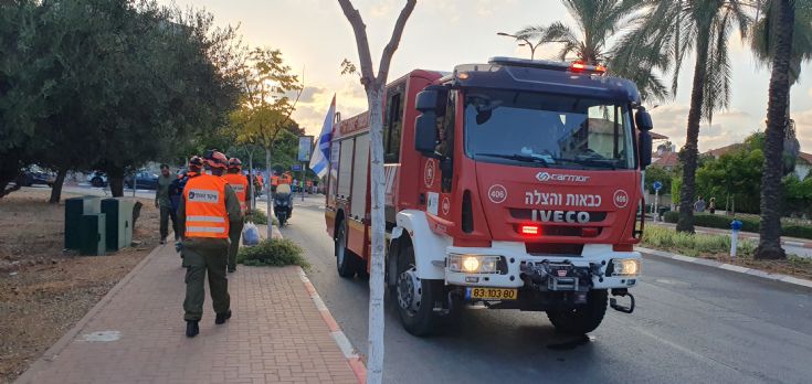 Iveco fire truck in action