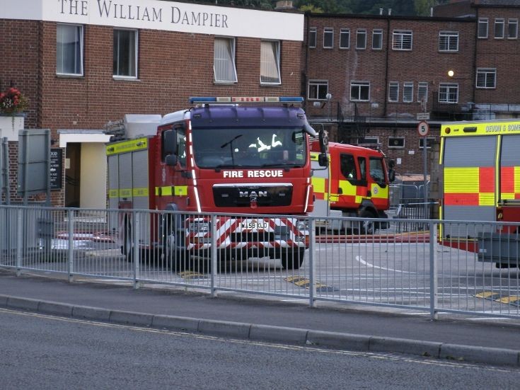 WA59KLO Devon & Somerset M.A.N Emergency One WrL