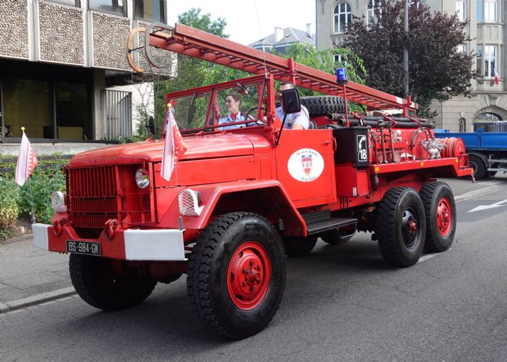 REO Brush & Rural Water Tanker