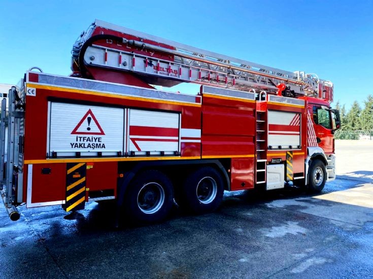 MAN BELTAS 30 METRE LADDER TRUCK 