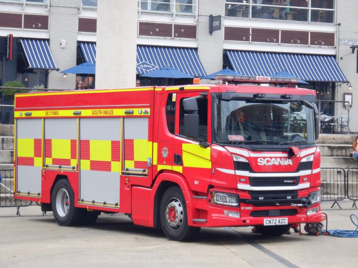 CN72AZC Scania P320/Emergency One HRT S Wales