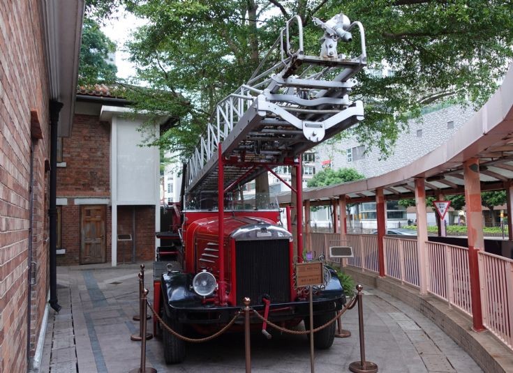 Dennis TTL Heritage