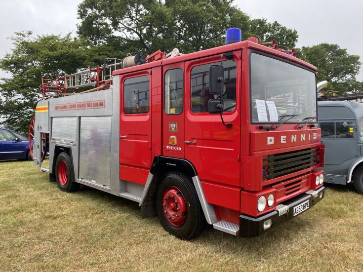 A253HPE Dennis SS135RA water tender escape