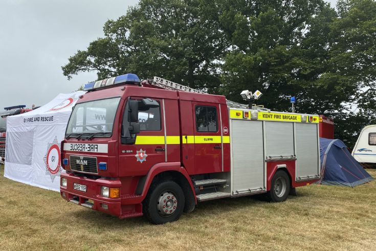 W992YKR MAN 12-224 Saxon WrT Kent 