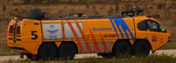 Eindhoven 6 E One Titan 