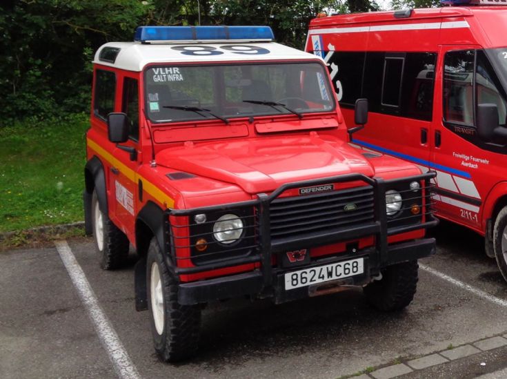 Land Rover – Off road all purpose vehicle 