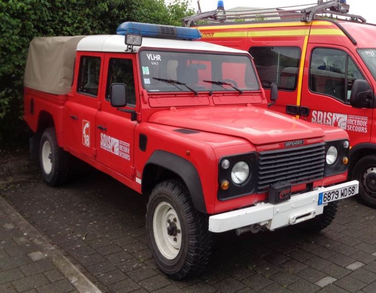 Land Rover – Off road all purpose vehicle 