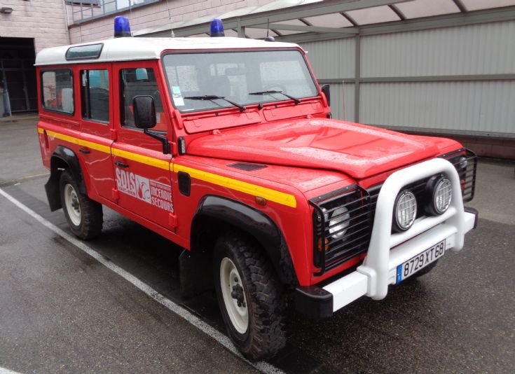 Land Rover – Off road all purpose vehicle 