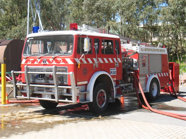 SAMFS Internaional Acco Pumper-Fleet 132