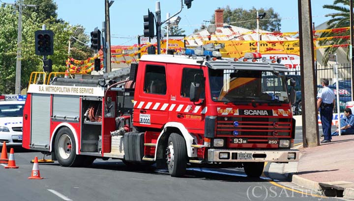 SAMFS Scania 93M Pumper-St Marys 401