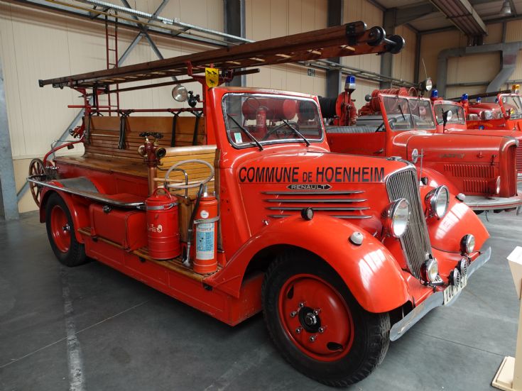 Renault-Gugumus Autopompe - Pump