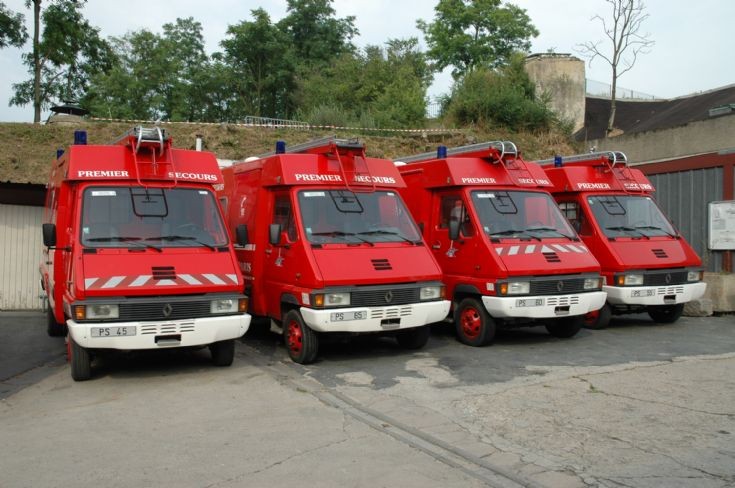 Renault-Camiva PS Pump-Ambulance