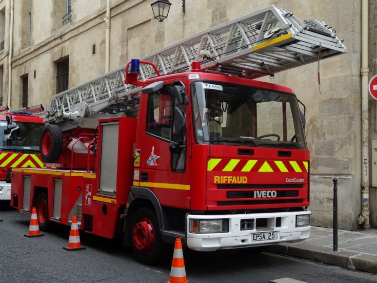 Iveco-Riffaud TTL24m