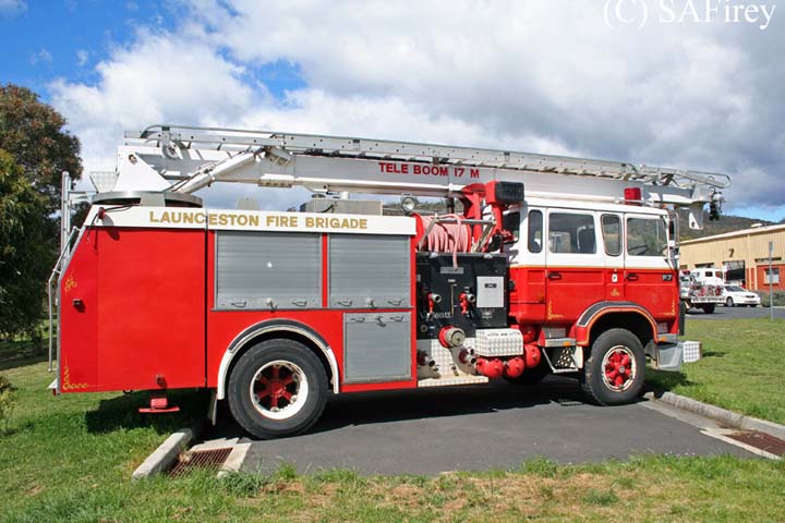TFS Ex Launceston Teleboom