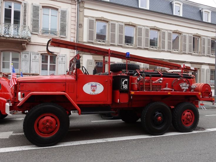 REO Brush & Rural Water Tanker