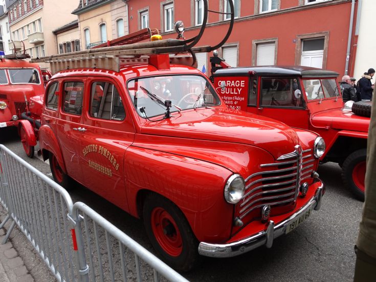 Renault Prairie Colorale - First Responder