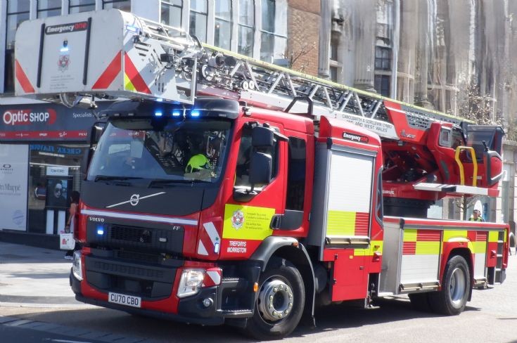 CU70CBO Volvo FE 4x2/EOne Magirus TL