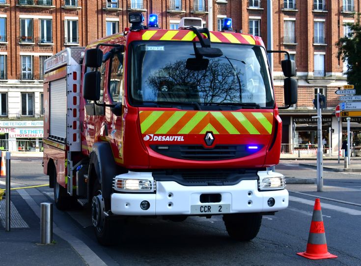 Renault - Desautel CCR 4x4 city/offroad pump