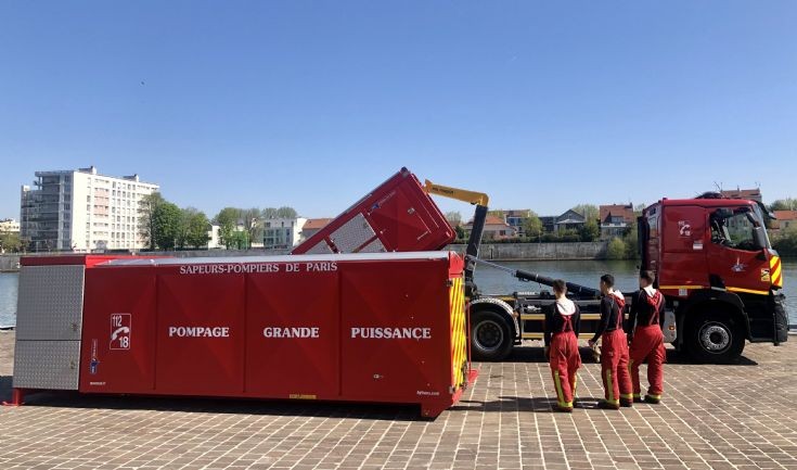 Renault-Hytrans VPB102 Prime Mover/High volume pod