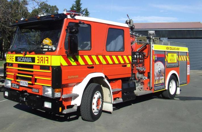 NZ Army Scania pump rescue tender