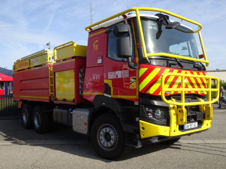 Renault-Gallin CCFS 10,000l Brushfire water tanker