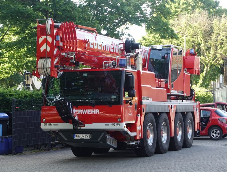 Liebherr LTM 1070-4.2 