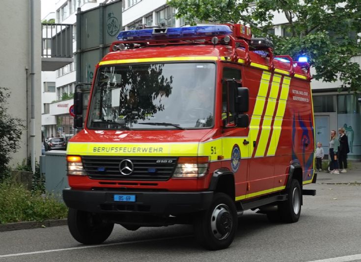 MB-Wenger KAW#51 Small Alarm Van