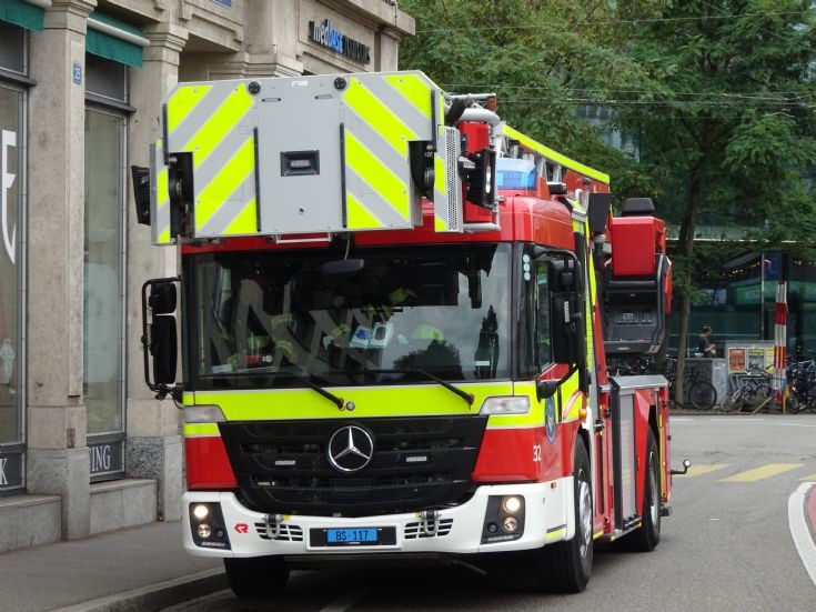 MB-Rosenbauer DLK-TTL32