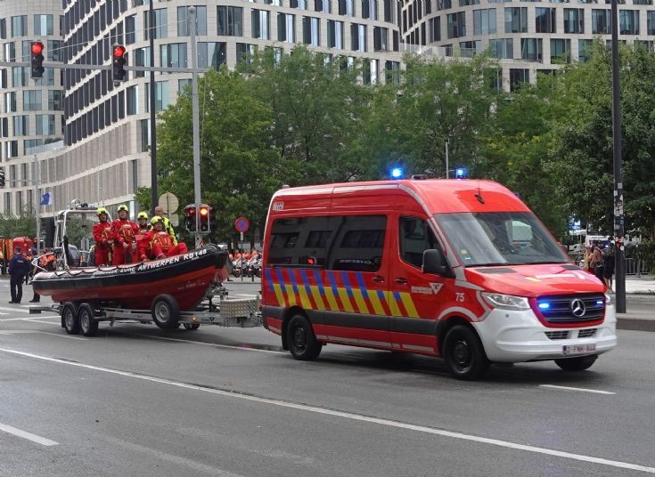 MB & Speed boat – Water surface rescue 