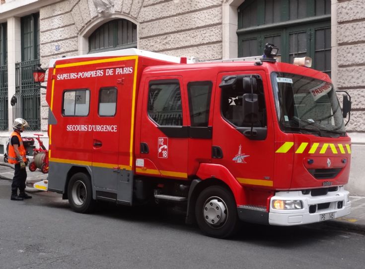 Renault - Sides PS 4G Premiers-Secours 