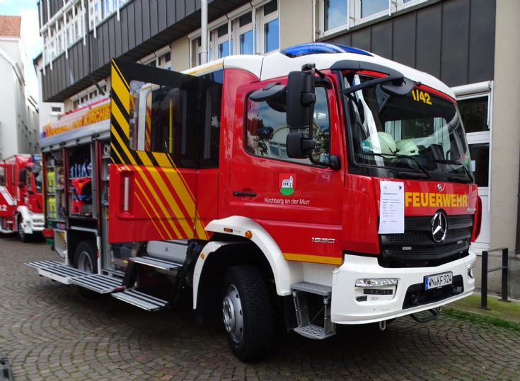MB-Magirus LF10 - Pump