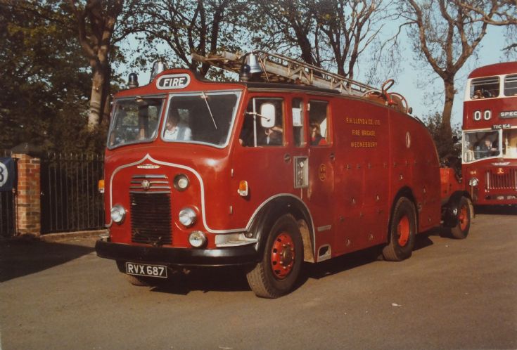 RVX687 Commer Whitson WrT Essex