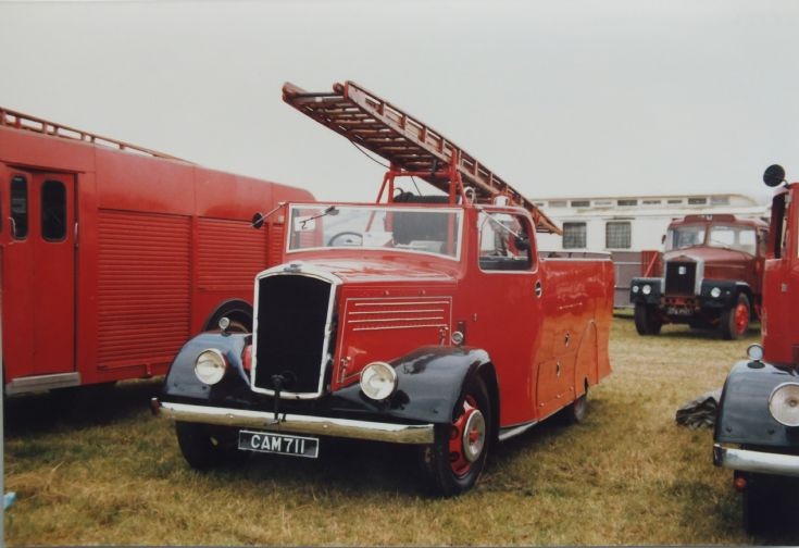 CAM711 Dennis Light Four Tisbury Wilts