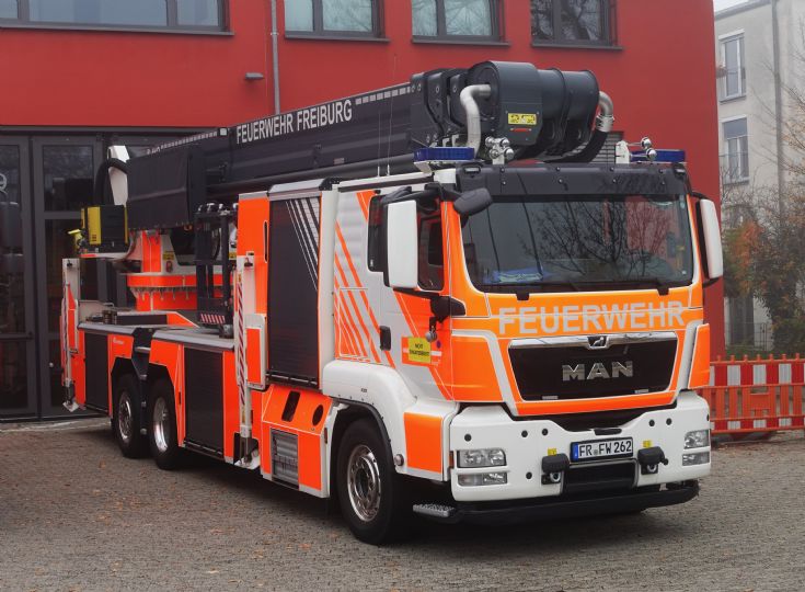 MAN-Rosenbauer TMB 45 - Skylift 45m