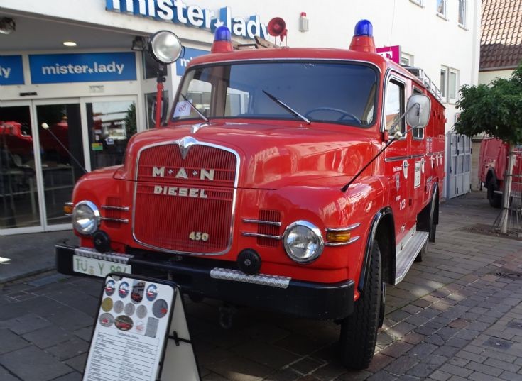 MAN - Ziegler TLF16/24 - Pump