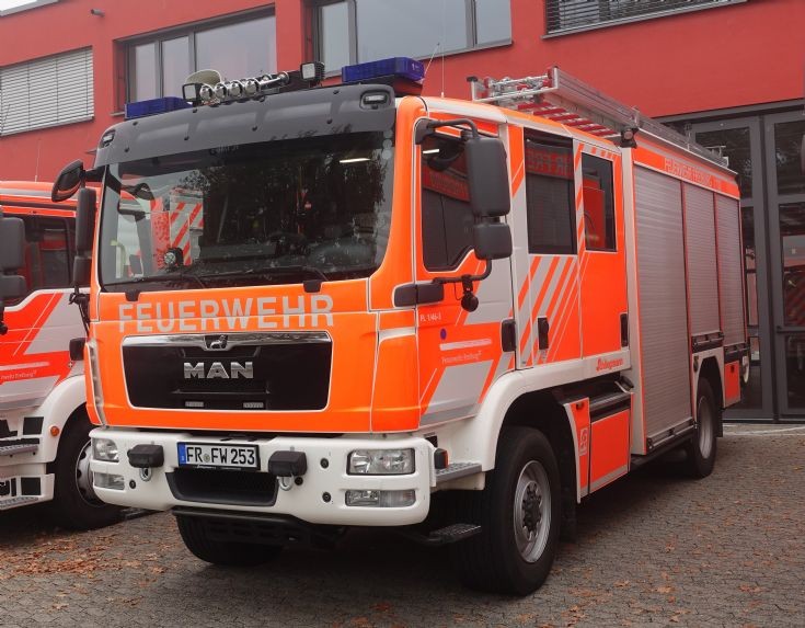 MAN-Schlingmann HLF20 - Pump3