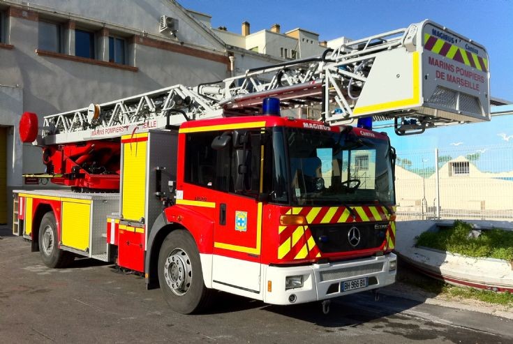 MB-Magirus-Camiva TTL32m 