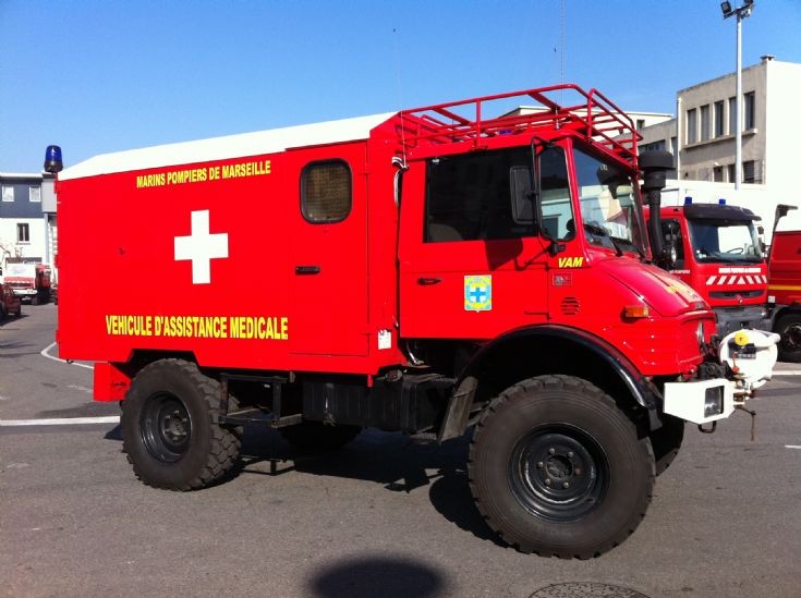 MB-Unimog Medical support truck