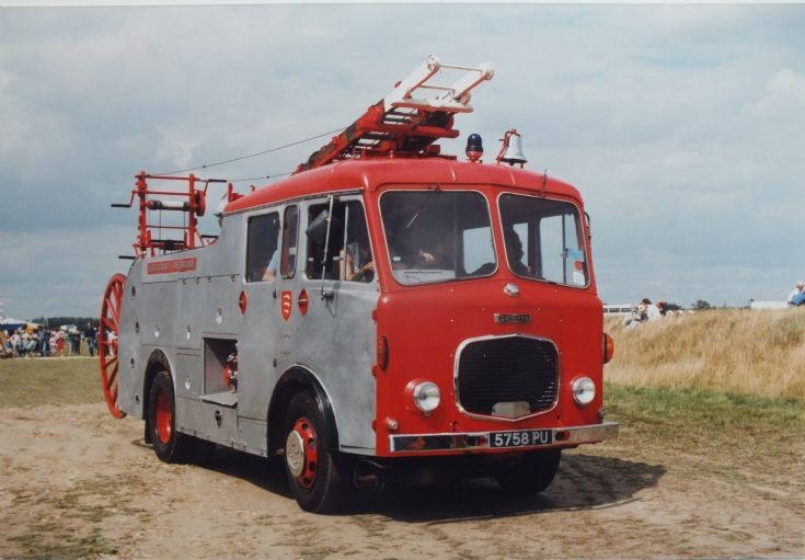 5758PU Dennis F28 PE Essex