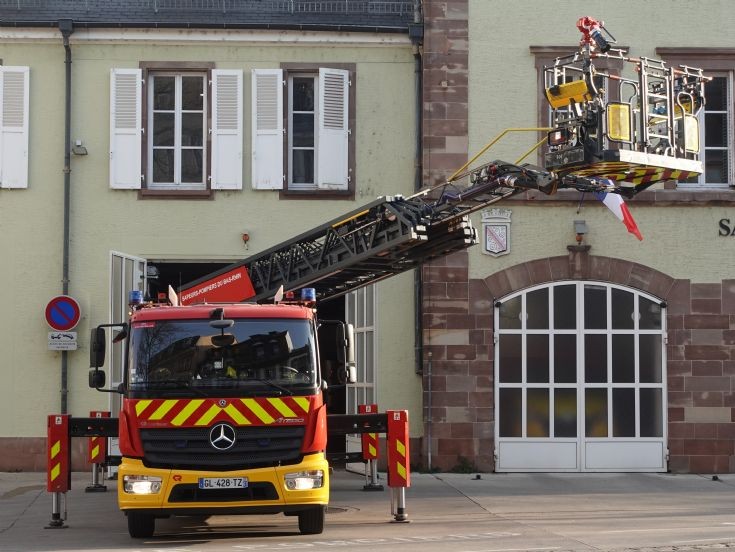 MB-Rosenbauer TTL32m compact (short version)