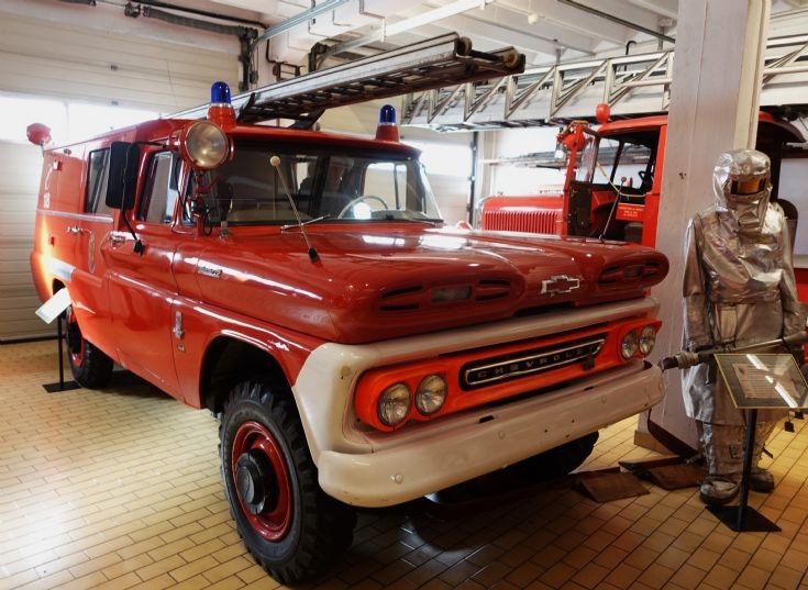 Chevrolet Apache 4x4 Small alarm unit