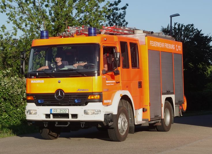 MB-Magirus LF 16/12 Pump