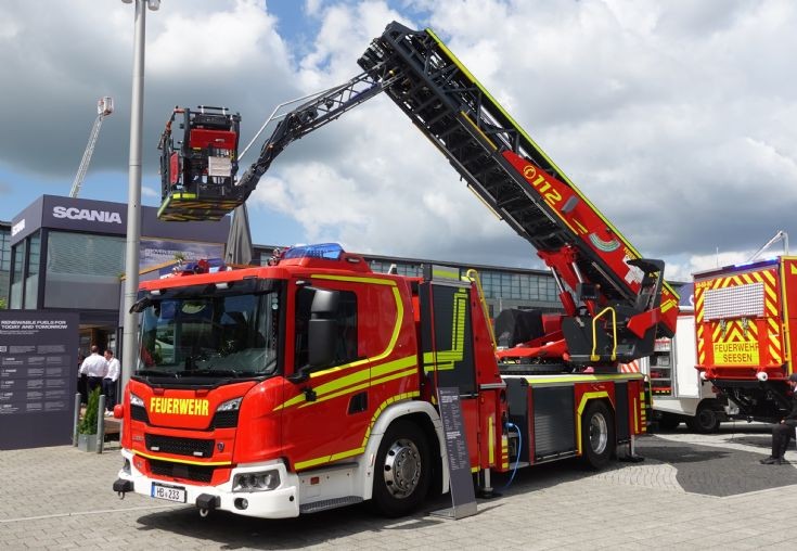 Scania-Rosenbauer n.B. DLA(K) L32A-XS - TTL32
